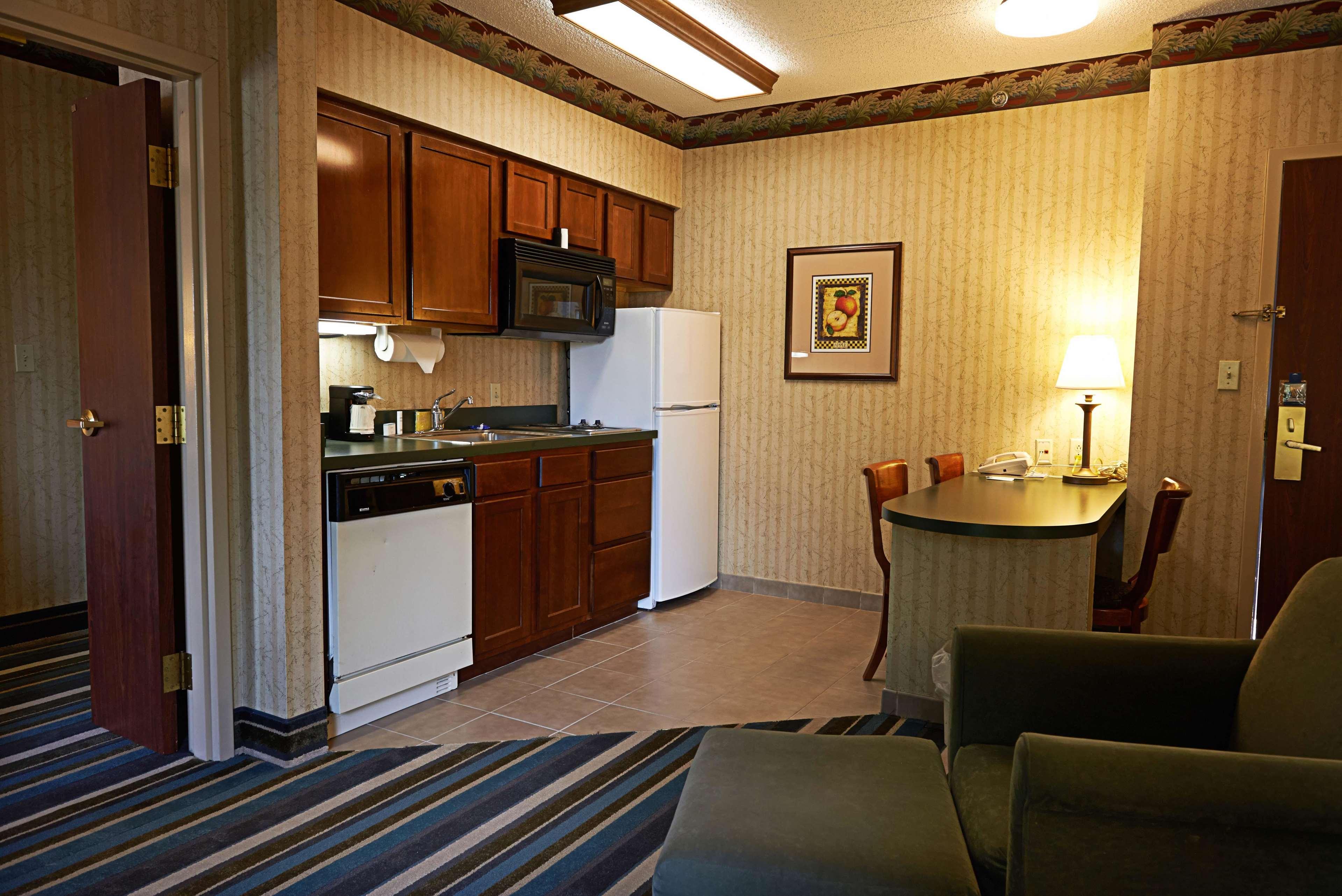 Hampton Inn & Suites Scottsburg Exterior photo